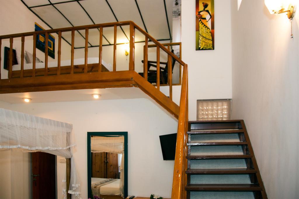 Suriya Arana Bed & Breakfast Negombo Luaran gambar