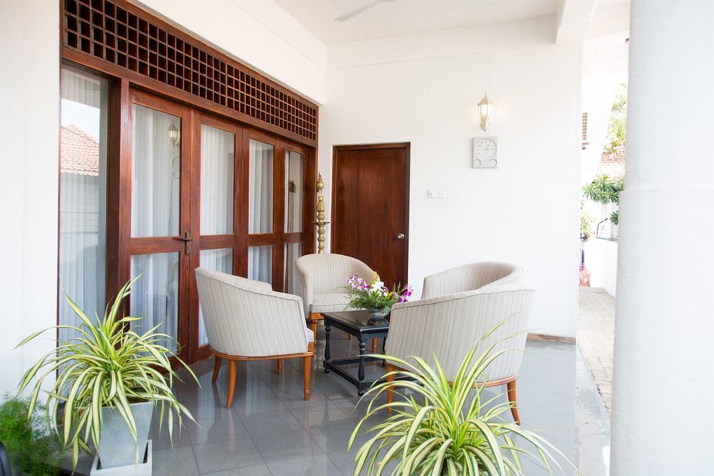 Suriya Arana Bed & Breakfast Negombo Luaran gambar