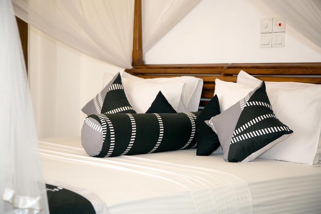 Suriya Arana Bed & Breakfast Negombo Luaran gambar
